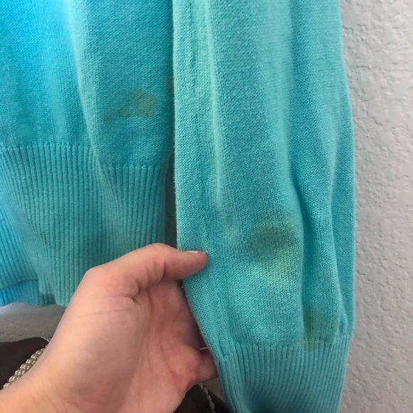 Sweater - Picture 5 of 7